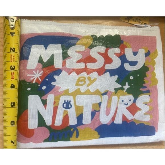 BN Blue Q ‘Messy by Nature’ cosmetics or pencil pouch - Picture 9 of 10